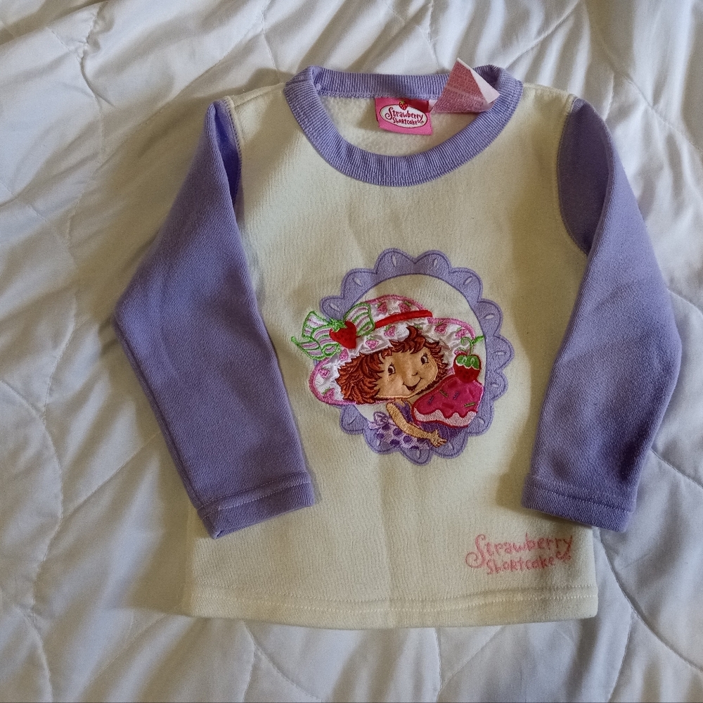 Strawberry Shortcake sweatshirt
